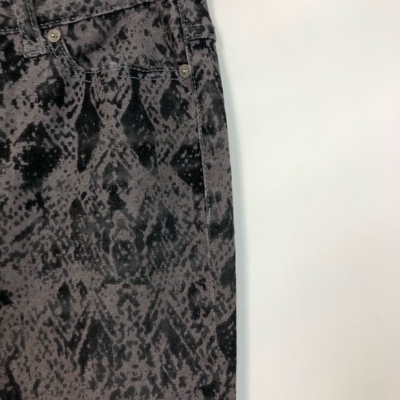 Free People Gray Velvet Snakeskin Skinny Jeans 25 - Picture 6 of 8